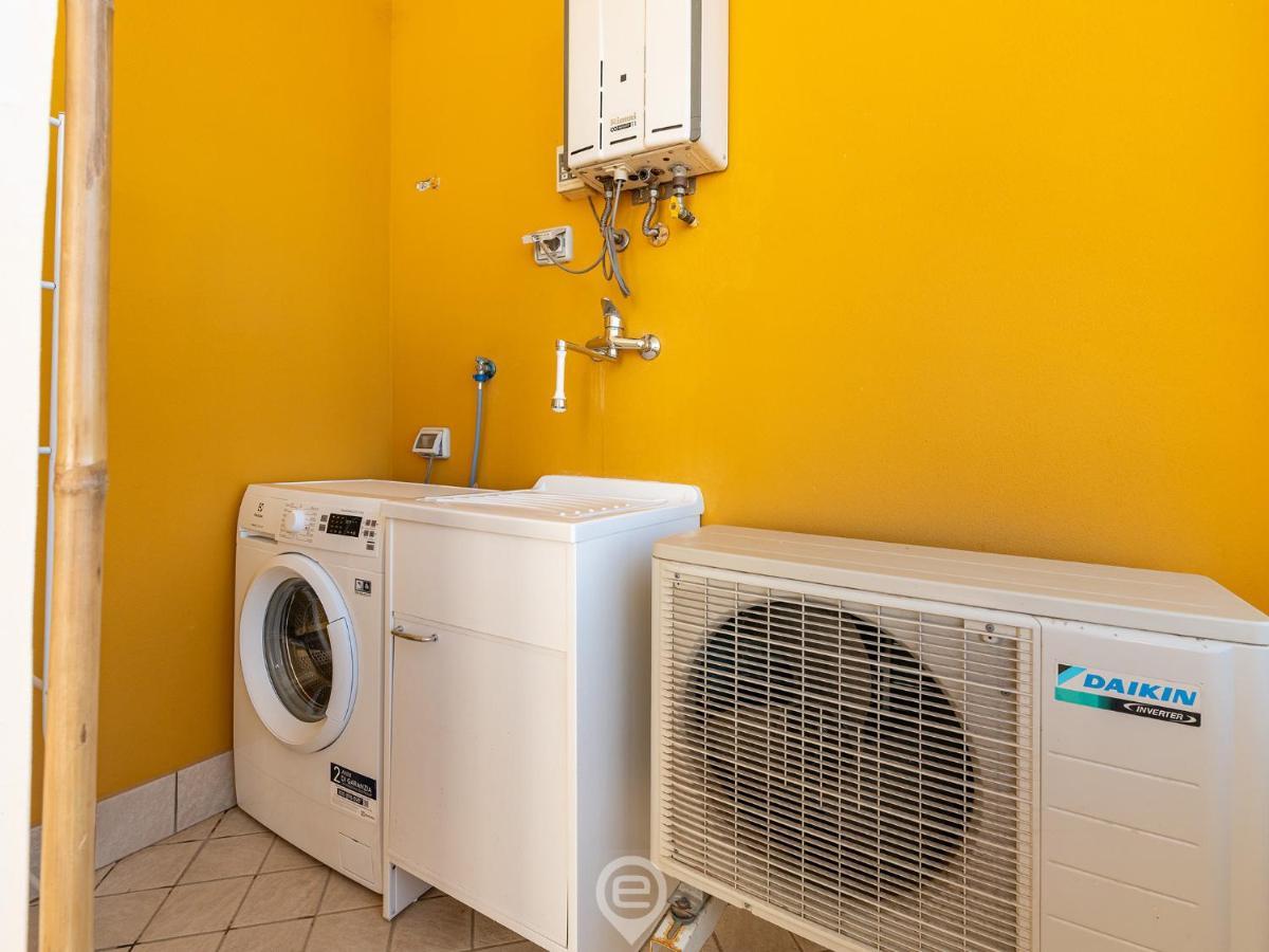 Poetto Panoramic Apartment Su Forti エクステリア 写真